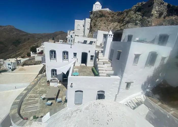 Windhouses Serifos